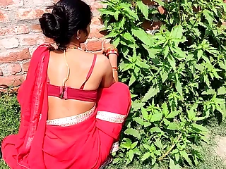 18 Year Old Indian Girl Outdoor Garden Clean After Sex With Boss With Clear Hindi Voice